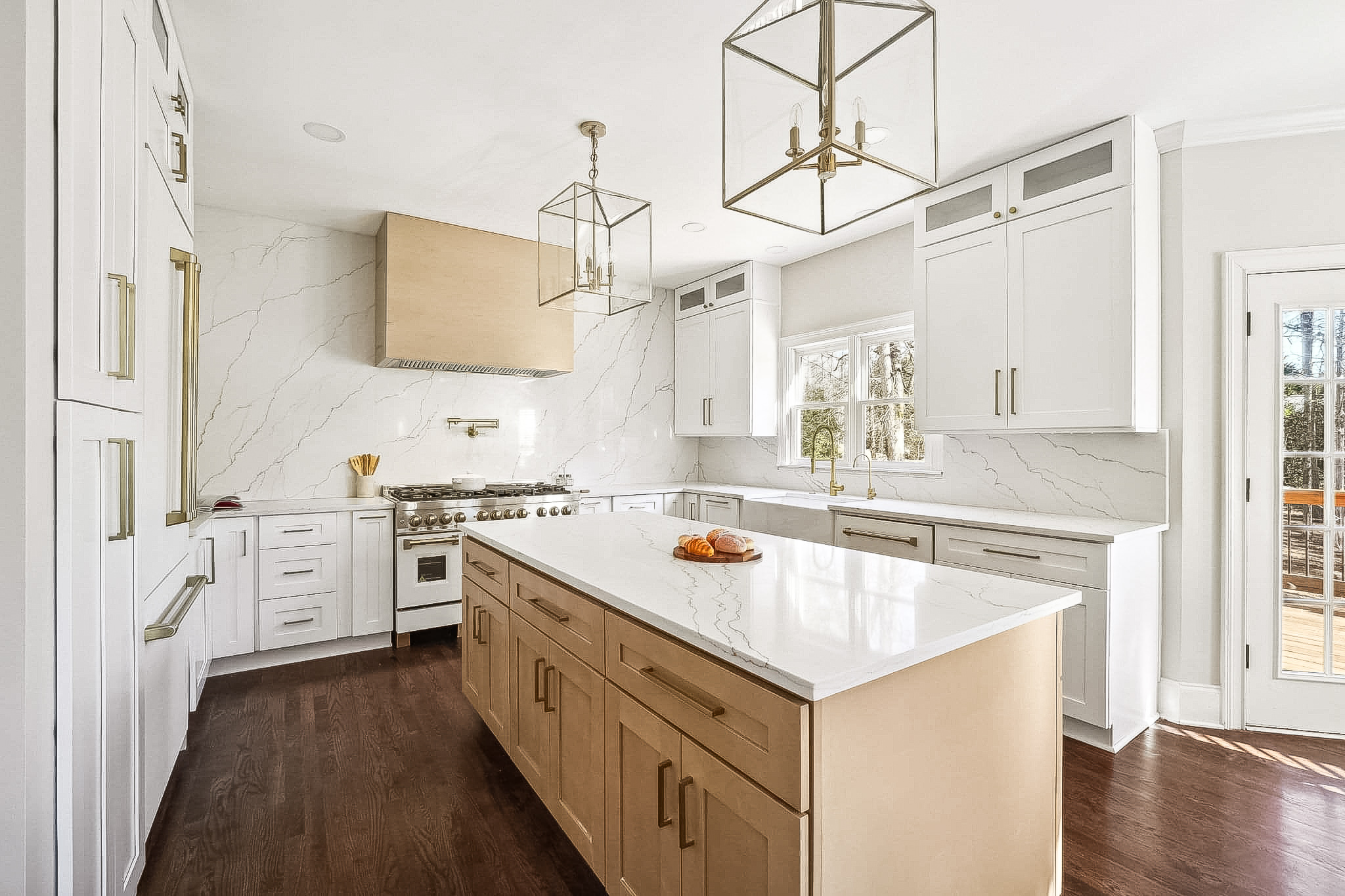 Elegant white and wood kitchen style - KDO Kitchens & Remodeling