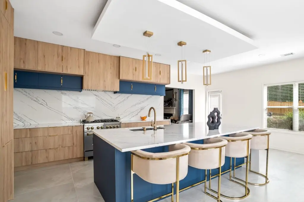 Two Tone Kitchen Cabinets