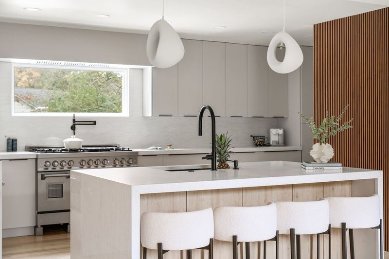 Luxury kitchen remodeling